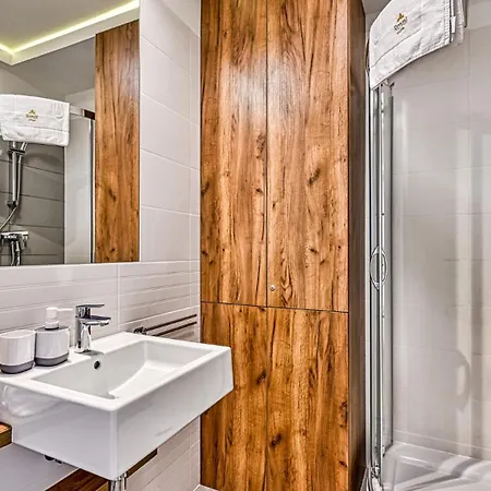 Przy Wyciagu Mysliwska 1g By Royal Aparts