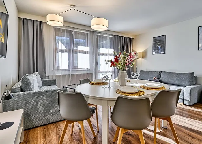 Apartment Przy Wyciagu Mysliwska 1g By Royal Aparts